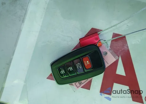 2018 Toyota Camry Xle z USA, uszkodzony, nr VIN 4T1B11HK9JU093608